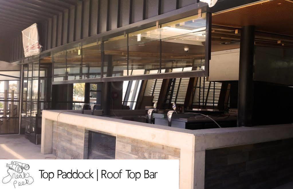 Highlander Hotel Bar Kitchen Rooftop Аделаїда Екстер'єр фото